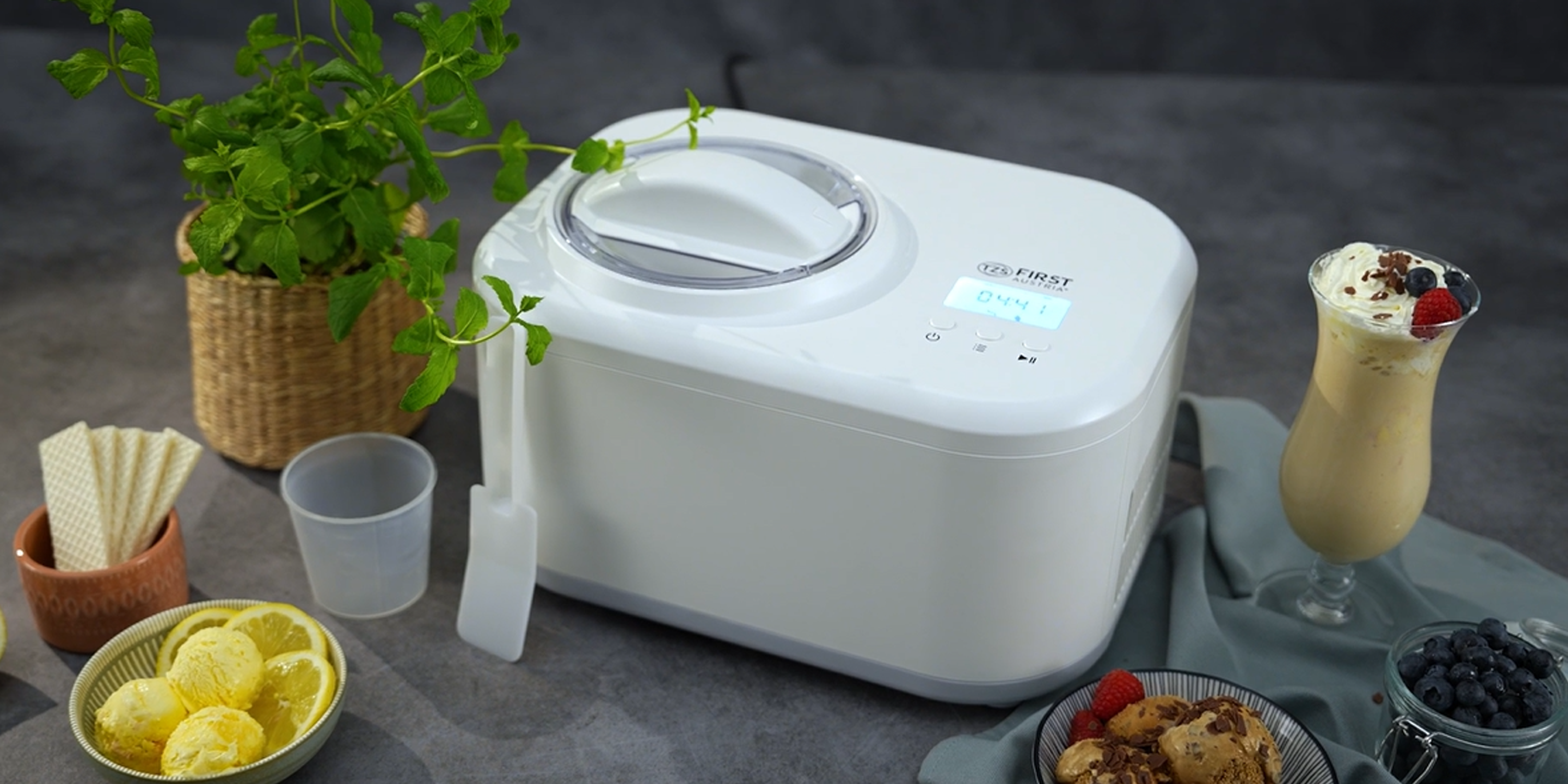 TZS First Austria - Ice Cream Maker 1L with compressor 3 in 1